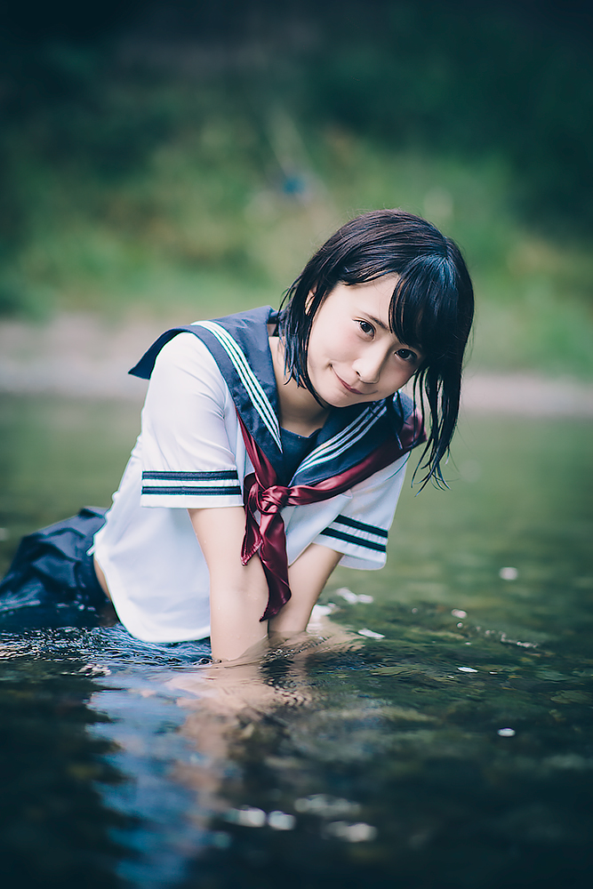 美少女 软妹 JK制服 湿身