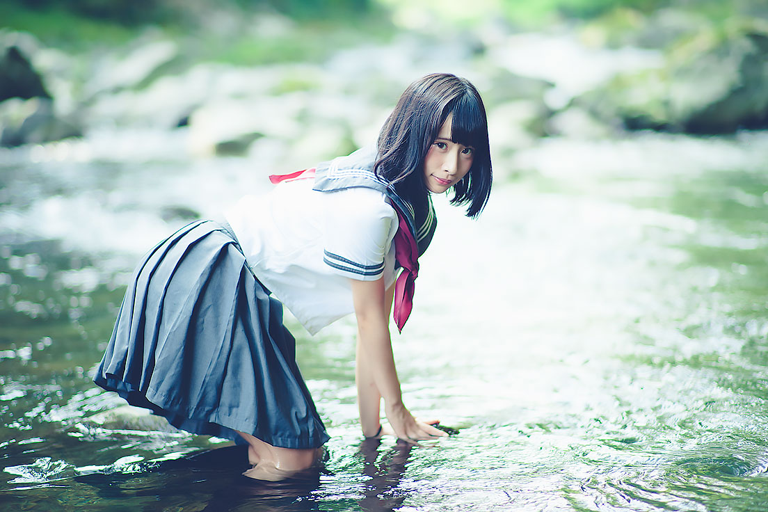 美少女 软妹 JK制服 湿身